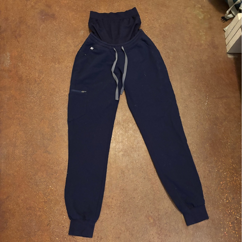 Figs Women’s Navy Maternity Jogger Scrub Pants XXS/Tall